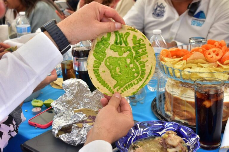 Continúa la Fiesta Grande de Corregidora. Fue realizada la celebración del Caldo.