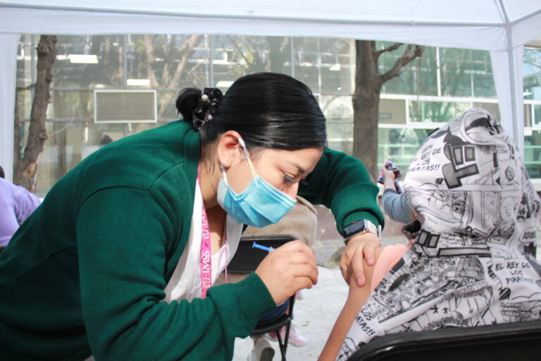 Aplica IMSS Querétaro vacuna contra COVID-19  a menores de 5 a 11 años