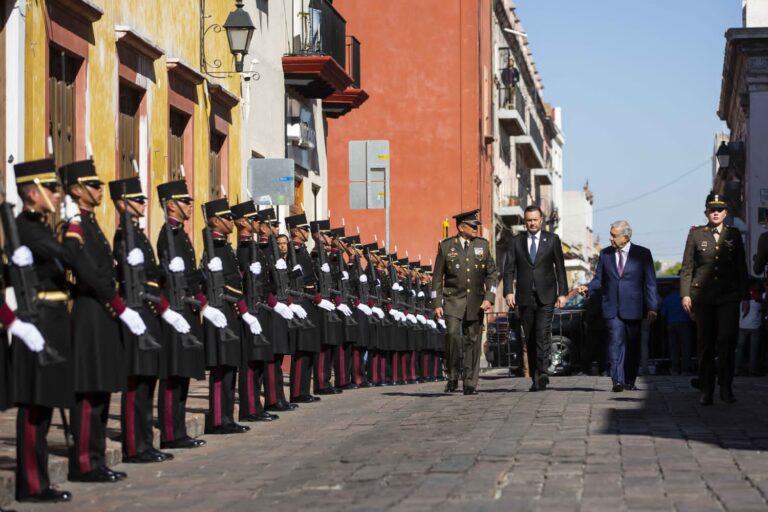 Llama Gobernador a blindar la Constitución y lograr un consenso nacional