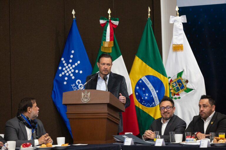 Comparte Querétaro buenas prácticas del modelo COSMOS con especialistas de Brasil