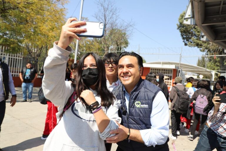 Supervisa Luis Nava la operación del Transporte Escolar Gratuito