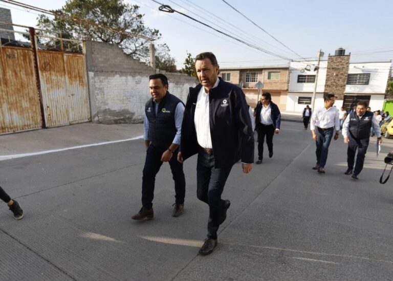 Acompaña Luis Nava la entrega de obras en la colonia Reforma Agraria