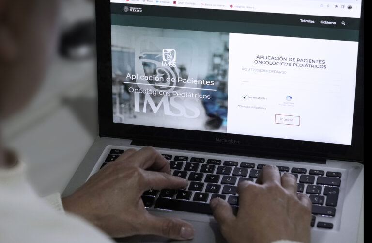 Otorga IMSS Carnet Digital para atención y seguimiento de pacientes pediátricos oncológicos