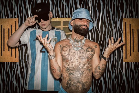 Bizarrap y Arcángel estrenan la Session #54; tiradera en la que nombran a Shakira y Piqué