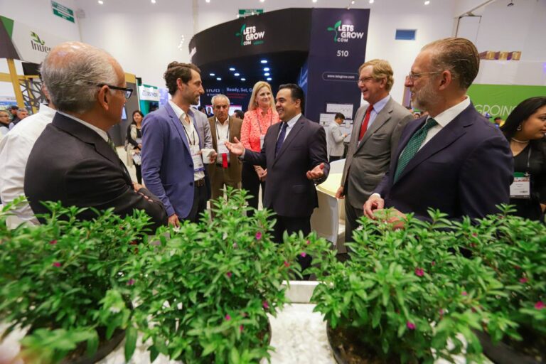 Asiste Luis Nava a inauguración de la Expo Green Tech