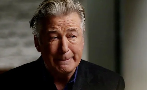 Alec Baldwin remata mansión en NY a falta de ofertas de compra