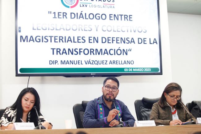 Diputadas y diputados de Morena dialogan con colectivos magisteriales en defensa de la transformación del país