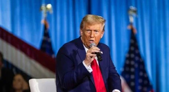 Trump amenaza a China con aranceles adicionales del 50%