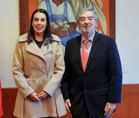 Sectur presenta ejes de la política turística nacional