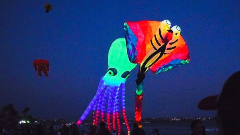 Manzanillo alza el vuelo con el Festival Costero del Papalote 2025