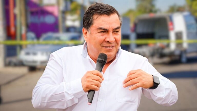 Asesinan al alcalde de Tacámbaro, Michoacán, Salvador Bastida García, y a su escolta