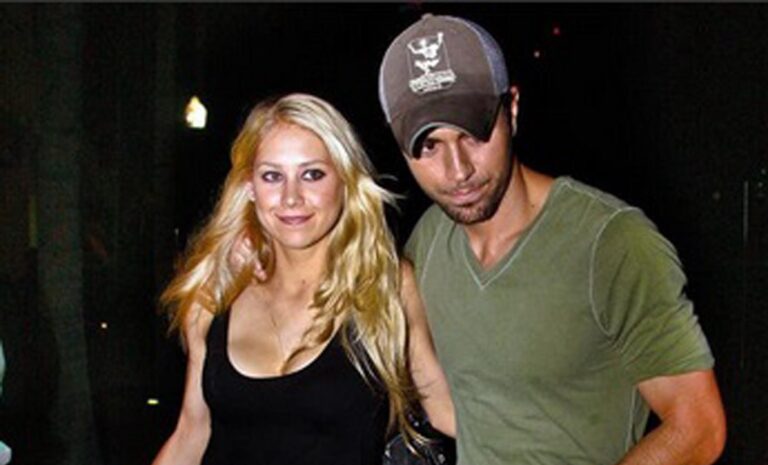 Enrique Iglesias y Anna Kournikova Esperan a su Cuarto Hijo