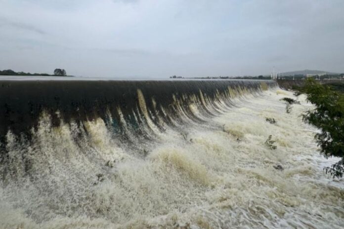 Tequisquiapan-se-mantiene-alerta-debido-a-que-la-presa-Centenario-rebasa-el-100-de-capacidad presa-Centenario
