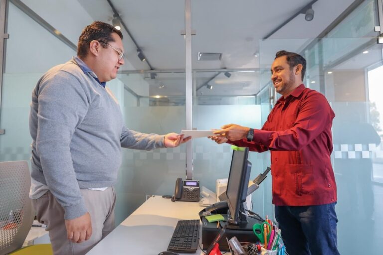 Diputado Homero Barrera propone “salarios dignos” para policías, maestros y personal de salud en Querétaro