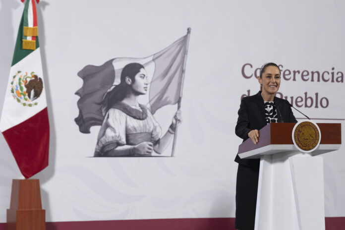 2025-10-02-Conferencia-de-prensa-matutina-Palacio-Nacional-10-JCB