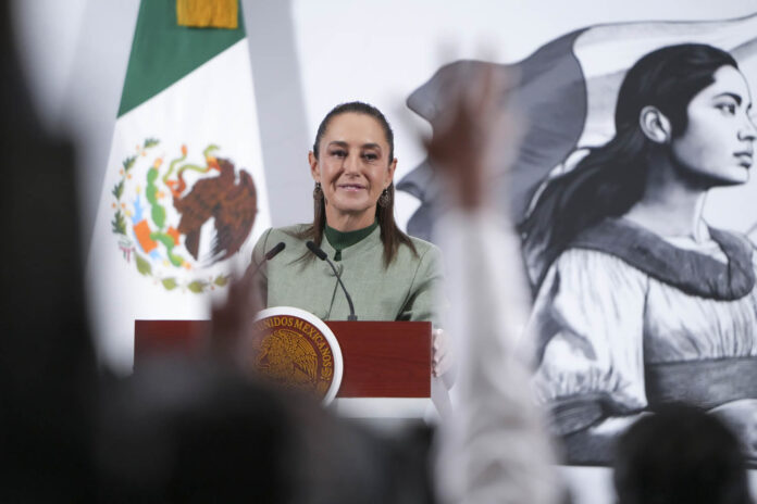 2025-10-28-Conferencia-de-prensa-matutina-Palacio-Nacional-17-HC CSP281025