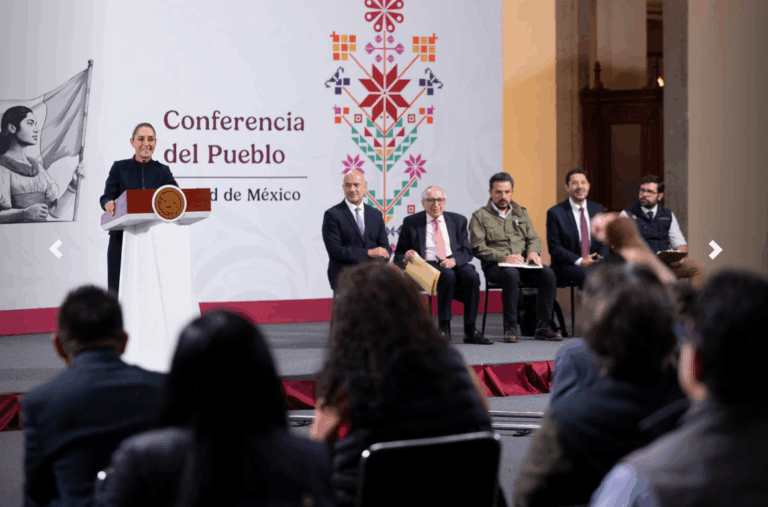 ¡Ruin Zopiloteo! Sheinbaum Defiende al FONDEN y Desestima Paro del SAT