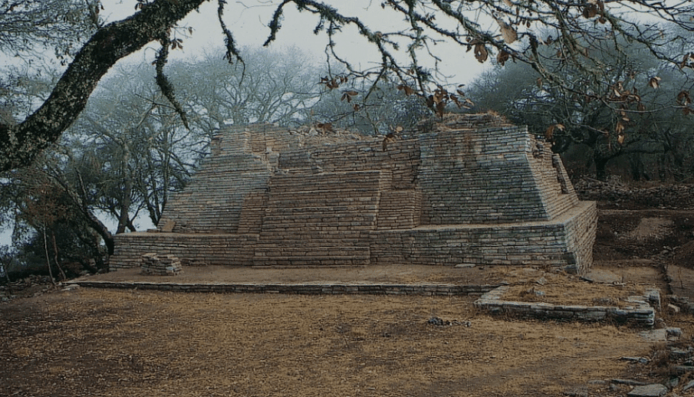 Patrimonio en Riesgo: INAH Cierra Indefinidamente 3 Zonas Arqueológicas en Querétaro por Lluvias