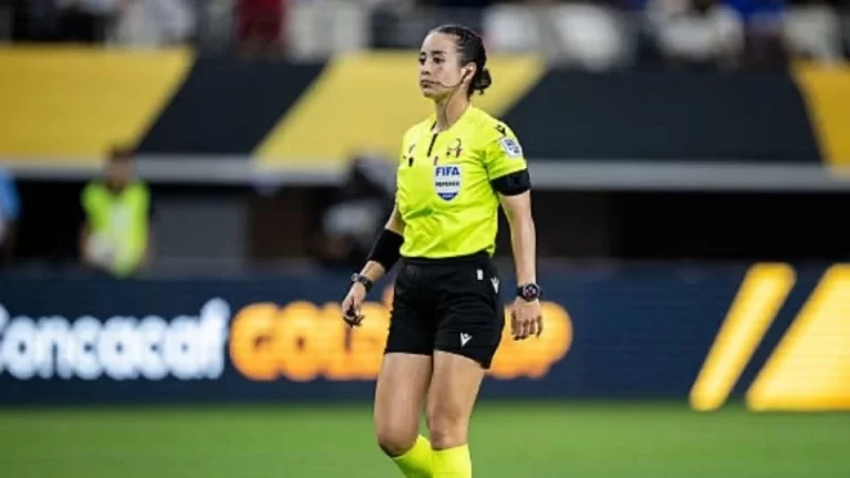 La Mexicana Katia Itzel García es Nominada a Mejor Árbitra del Mundo por la IFFHS