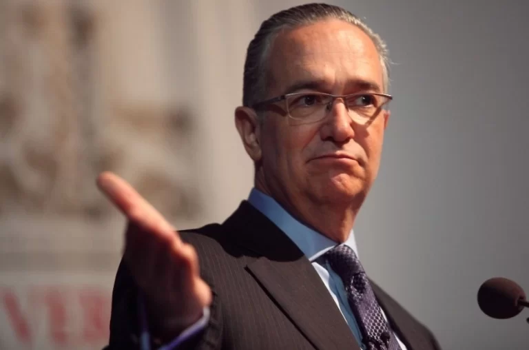 Grupo Salinas Prevé Revés en la SCJN por Créditos Fiscales y Amenaza con Demandar al SAT