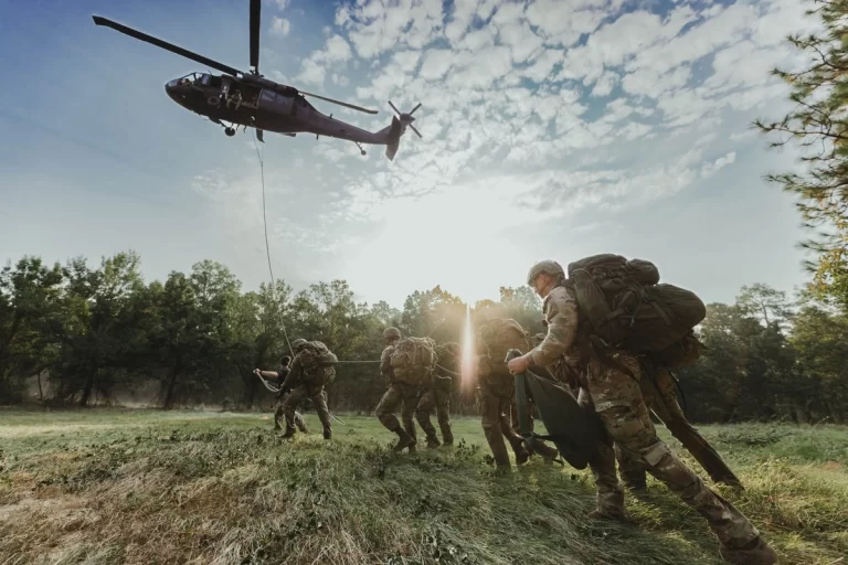 Reporte de NBC: Trump Ensaya Plan para Enviar Tropas Estadounidenses a México contra Cárteles 