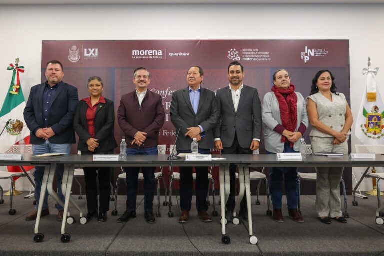 Diputados de MORENA en Querétaro Analizan «Reformas Constitucionales» con el Federal Leonel Godoy 