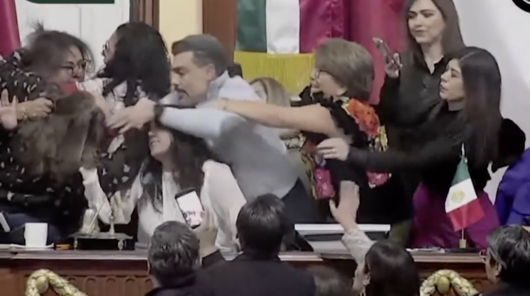 Pelea Entre Legisladores de Morena y PAN Deja Lesionada a Diputada Claudia Pérez en el Congreso CDMX