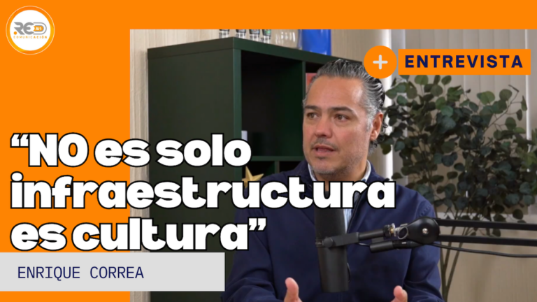 Correa defiende su iniciativa de movilidad y llama a una transformación cultural en Querétaro