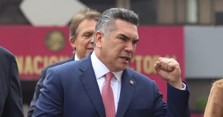 «¡Venezuela Libre Ya!”: Alito Moreno Exige a México ser Aliado de EE. UU. Contra la «Narcodictadura» de Maduro