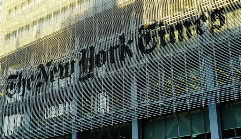 The New York Times Demanda al Pentágono por Restricciones a la Prensa