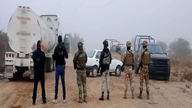 Querétaro: Aseguran Dos Tomas Clandestinas y 27 Mil Litros de «Huachicol» en San Pedro