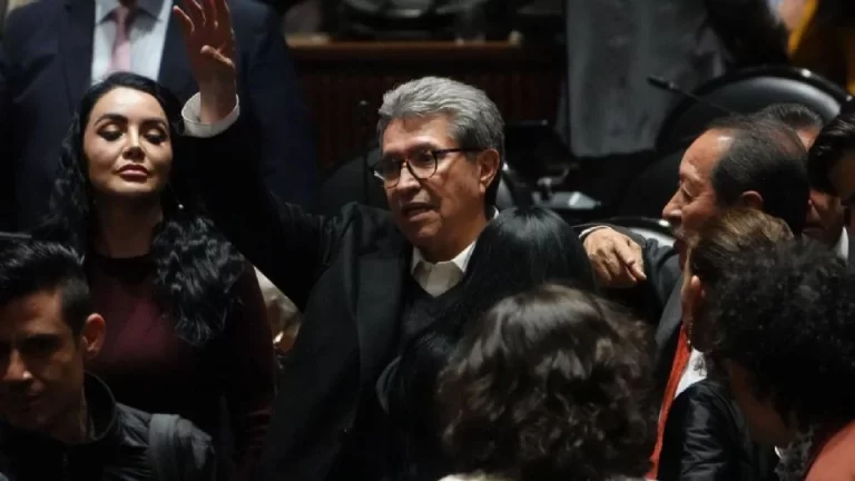 Monreal Acusa a la Oposición de Engañar a Productores con “Mitos” sobre la Ley de Aguas