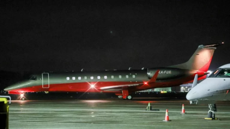 María Corina Machado Llegó a Noruega en Avión Privado de Empresa Mexicana