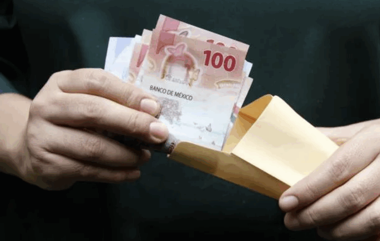 Sheinbaum Anuncia Incremento al Salario Mínimo y la Implementación Gradual de la Jornada Laboral de 40 Horas