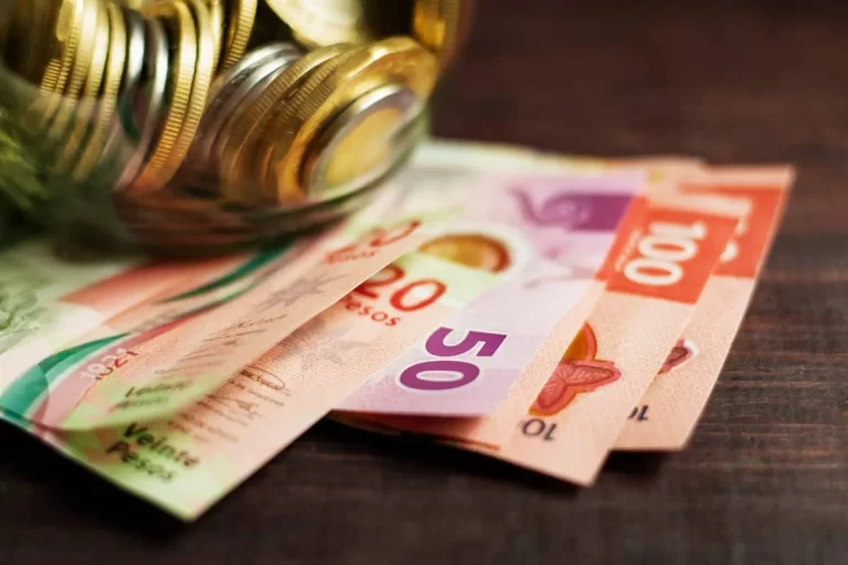 Economía mexicana creció 0.7% en 2025; el sector servicios impulsó el PIB ante caída industrial