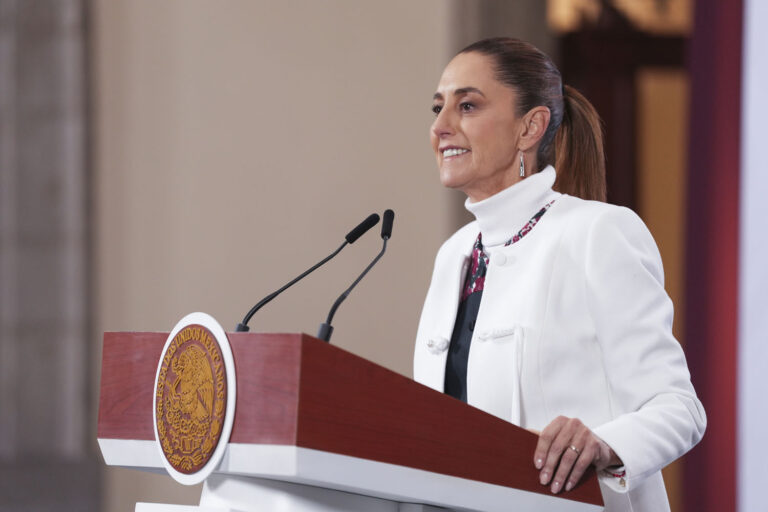 Claudia Sheinbaum aplaza presentación de reforma electoral por ajustes técnicos