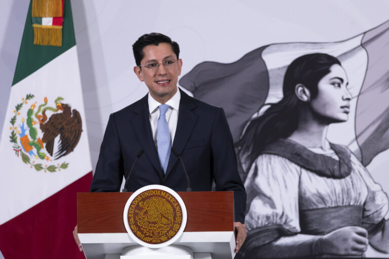 SRE reporta 13 mexicanos fallecidos en EE. UU. bajo custodia del ICE o en operativos