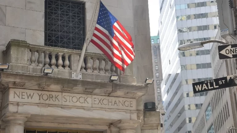 Wall Street abre en rojo este martes en el marco del conflicto en Medio Oriente