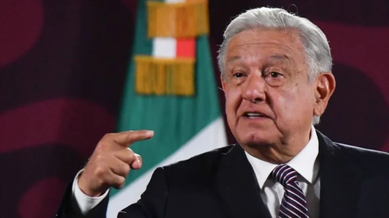AMLO reaparece y convoca a la solidaridad con Cuba ante crisis humanitaria