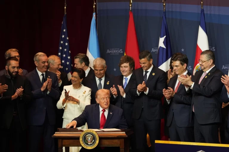 Trump califica a México como «epicentro» de la violencia y amenaza de seguridad