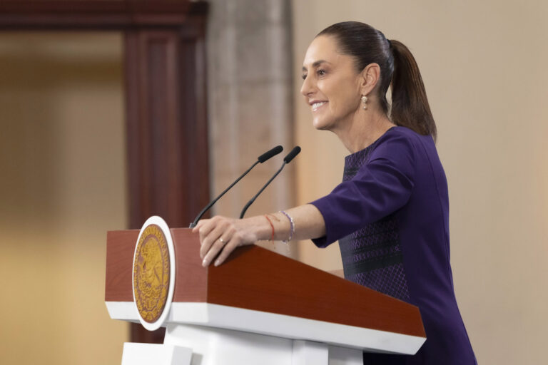 Sheinbaum solicita extradición de contralmirante detenido en Argentina por «huachicol fiscal»
