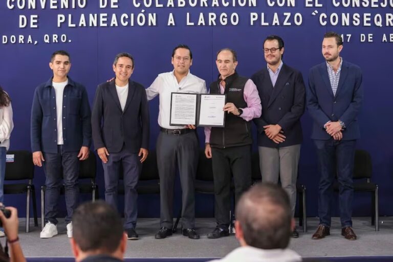 Corregidora firma convenio con Conseqro para fortalecer la planeación participativa