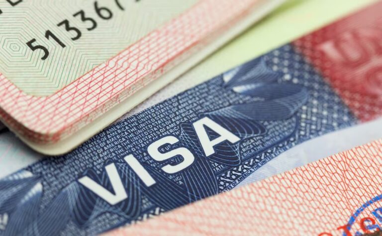 Estados Unidos restringe visas a 75 allegados y socios del Cártel de Sinaloa