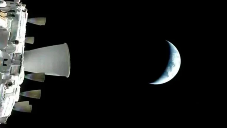 Artemis II enciende motores: La cápsula Orion deja la órbita terrestre y parte rumbo a la Luna