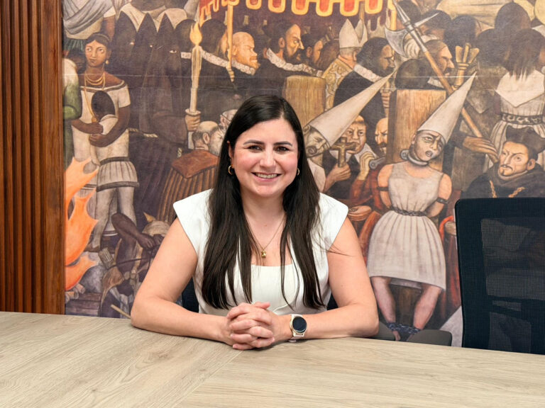 Leonor Mejía lanza concurso de dibujo infantil «Mi vida sin teléfono celular»