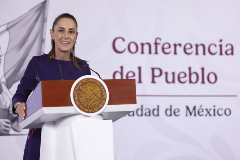Sheinbaum cuestiona imputación de EE. UU. contra Raúl Castro: «Ocurrió hace 30 años»
