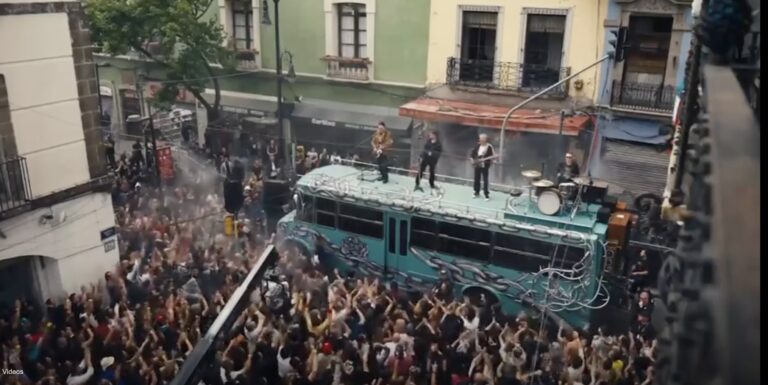 U2 sorprende a la CDMX: graba video de «The Streets of Dreams» en el Centro Histórico