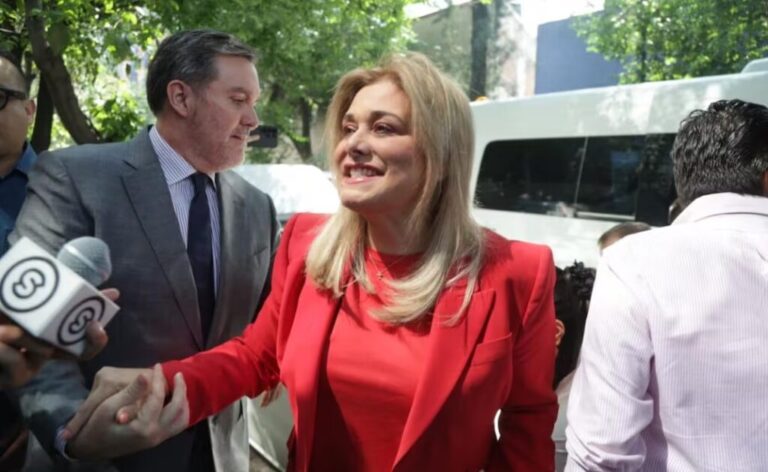 Maru Campos acusa autoritarismo y uso político de la FGR tras comparecer por caso CIA