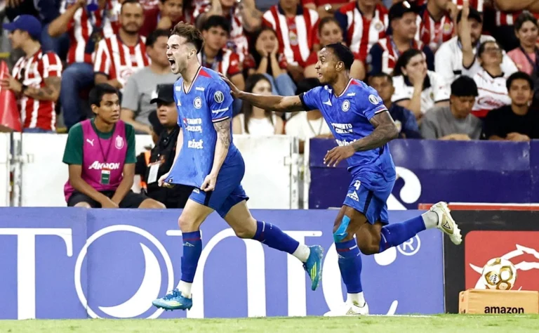¡Cruz Azul es finalista! La Máquina vence a Chivas en el Jalisco y va por el título de la Liga MX
