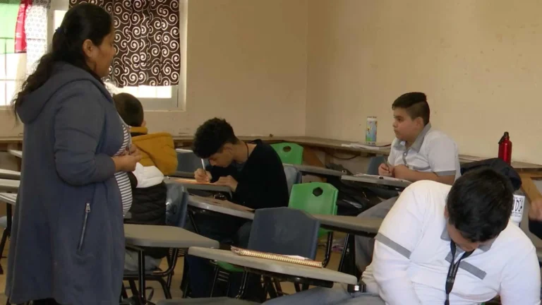 Querétaro ratifica calendario escolar 2025-2026: clases terminan el 17 de julio